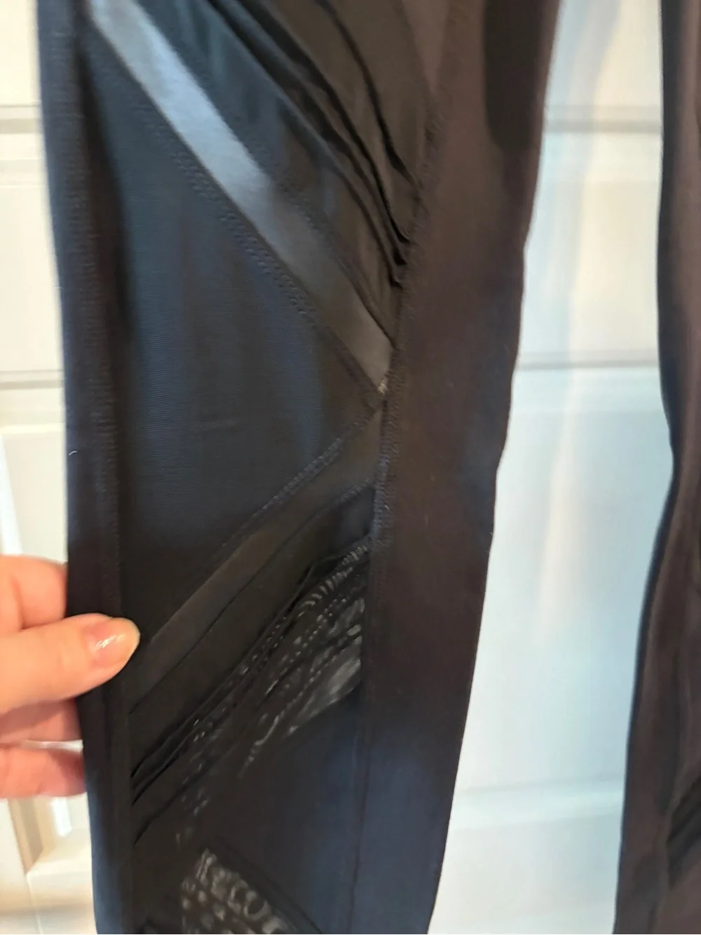 ALO Yoga Black High Rise Panel Leggings Size L